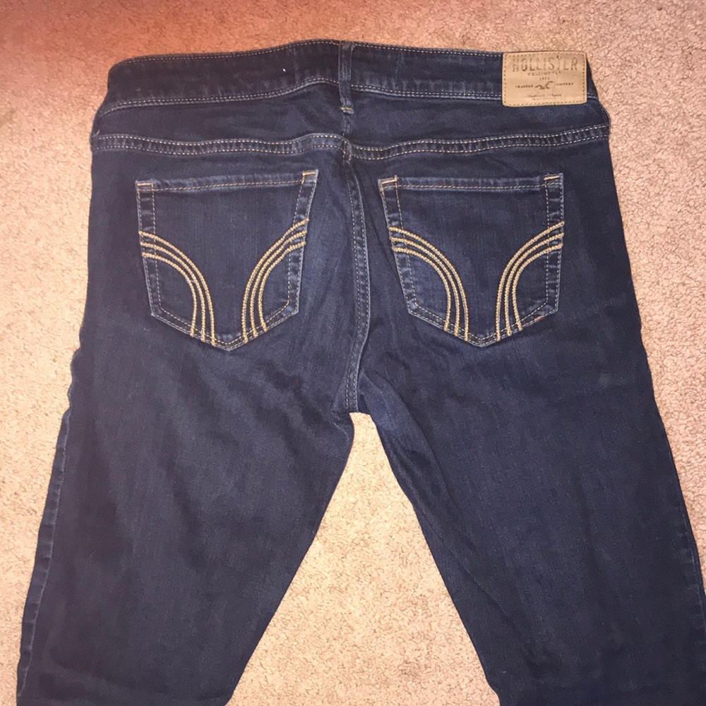Hollister Skinny Jeans - Picture 2 of 5